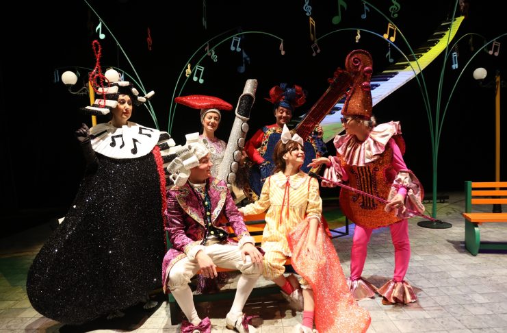 İBB Şehir Tiyatroları Kasım Ayında 35 Oyunu Seyirciyle Buluşturuyor